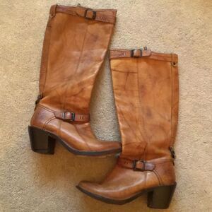 FRYE CARMEN Saddle Leather Designer MEXICO Inside Zip Knee High Boots